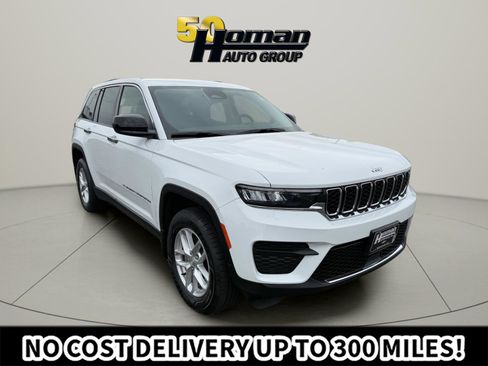 Used 2023 Jeep Grand Cherokee Laredo w/ Luxury Tech Group I AWD/4WD image 7