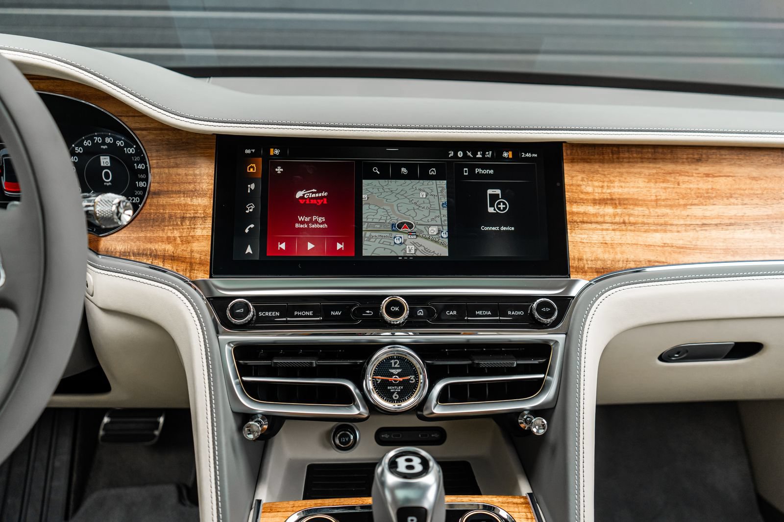 Certified 2026 Bentley Flying Spur V8 AWD/4WD image 32