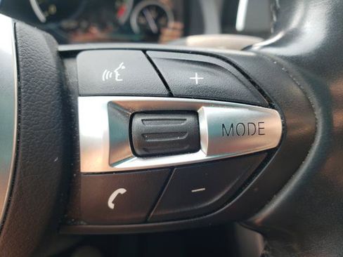 Used 2014 BMW 550i Gran Turismo xDrive AWD/4WD image 19
