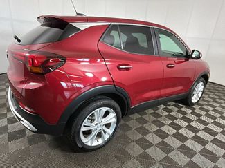 Used 2021 Buick Encore GX Preferred w/ Cold Weather Comfort Package AWD/4WD video 3