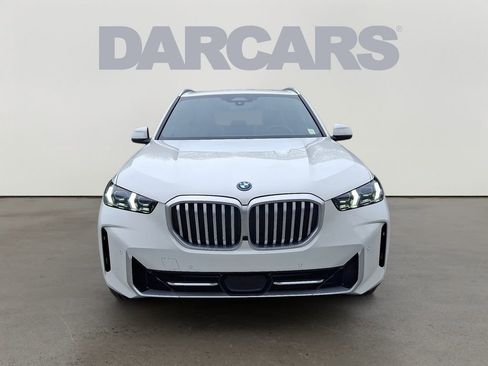 Used 2025 BMW X5 xDrive50e AWD/4WD image 2