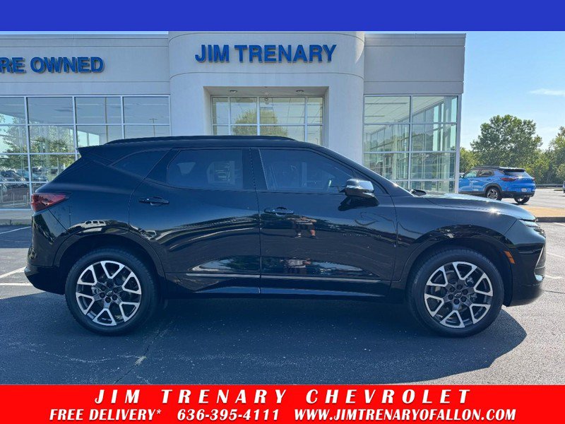 Used 2024 Chevrolet Blazer RS w/ LPO, Floor Liner Package FWD image 1