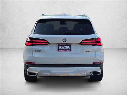 Used 2024 BMW X5 xDrive40i w/ Premium Package AWD/4WD image 7