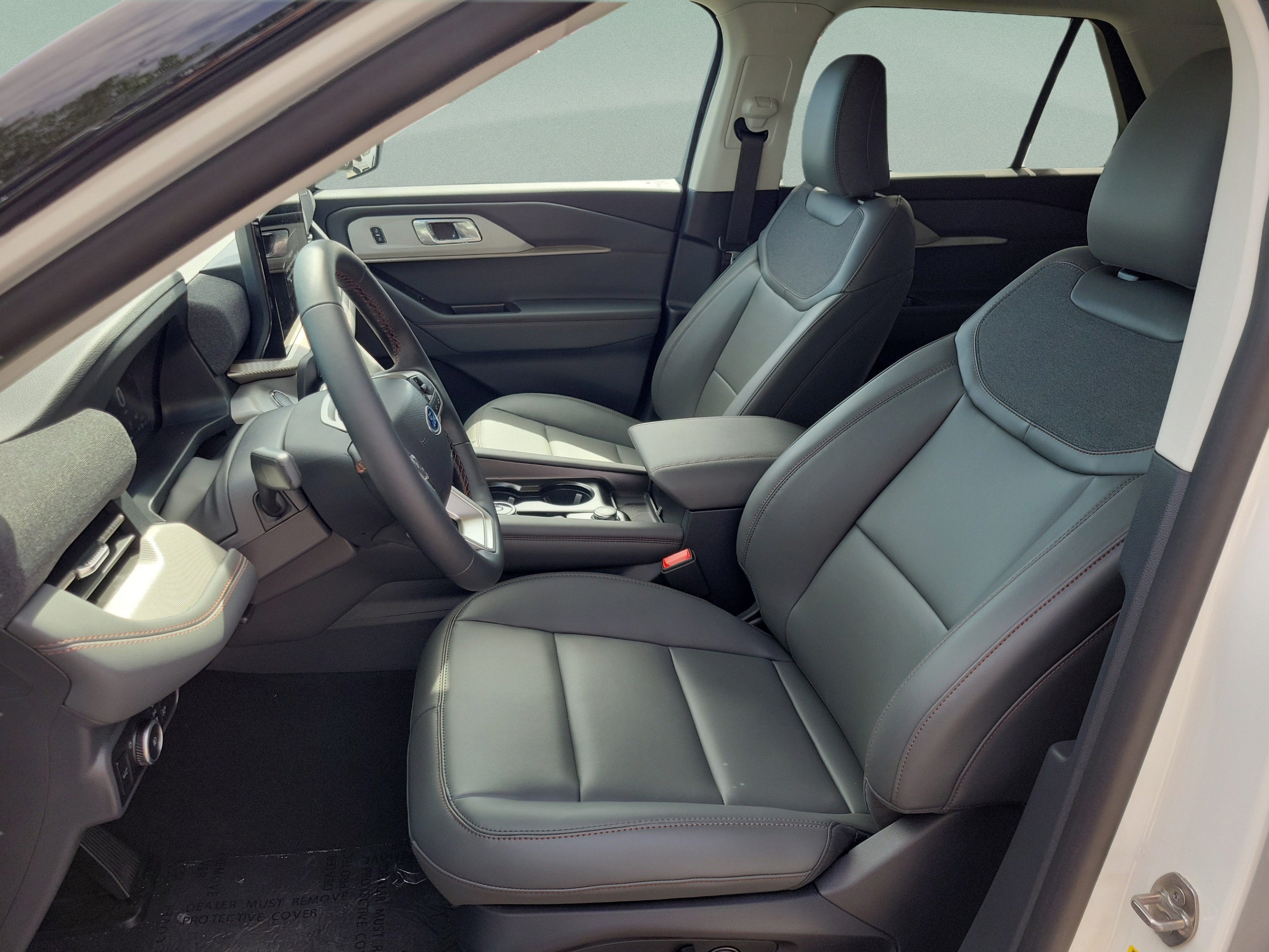 New 2026 Ford Explorer Active w/ Active Comfort Package RWD image 13