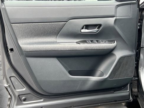 New 2026 Nissan Kicks SV FWD image 19