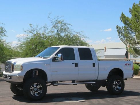 Used 2007 Ford F250 4x4 Crew Cab Super Duty image 1