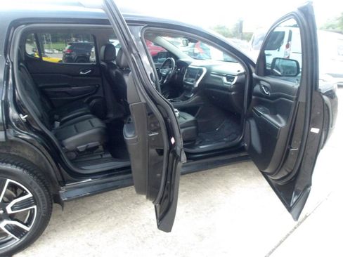 Used 2021 GMC Acadia SLT w/ Elevation Edition FWD image 6