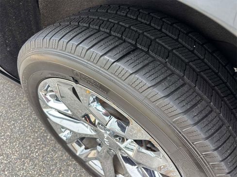 Used 2021 GMC Yukon Denali w/ Denali Ultimate Package image 7