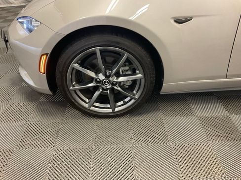 Used 2023 MAZDA MX-5 Miata Grand Touring RWD image 25