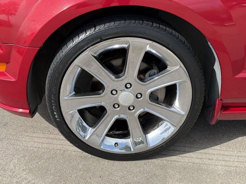 Used 2007 Ford Mustang GT RWD image 11