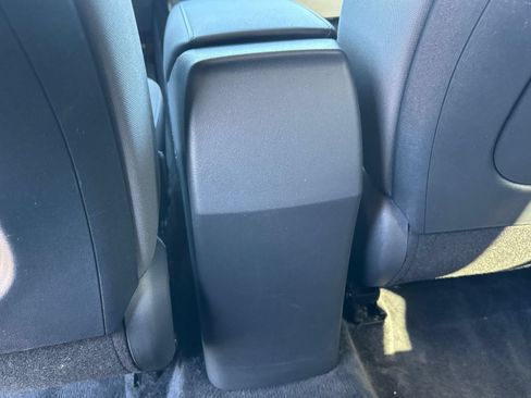 Used 2026 Kia Niro LX FWD image 23