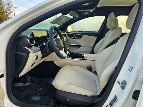 New 2026 Mercedes-Benz C 300 4MATIC Sedan image 16