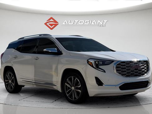 Used 2018 GMC Terrain Denali w/ Advanced Safety Package image 13