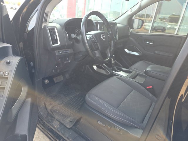 Used 2025 Nissan Frontier SV w/ SV Convenience Package RWD image 10