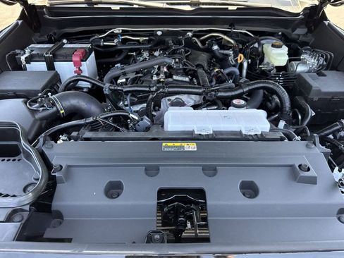 New 2025 Toyota Tacoma SR5 image 31