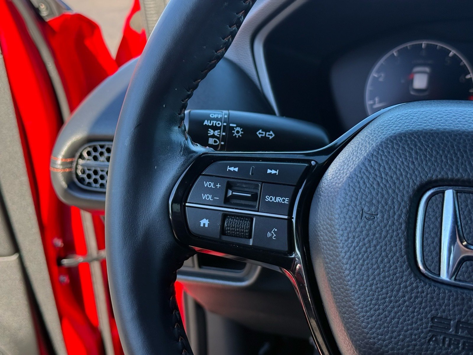 Used 2024 Honda HR-V Sport image 16