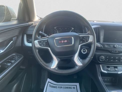 Used 2024 GMC Terrain SLE AWD/4WD image 12