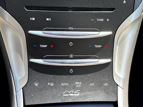 Used 2015 Lincoln MKZ AWD w/ Equipment Group 102A Reserve image 19