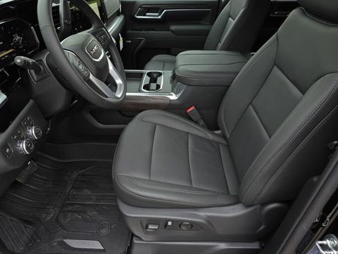 New 2026 GMC Sierra 2500 SLT AWD/4WD image 20