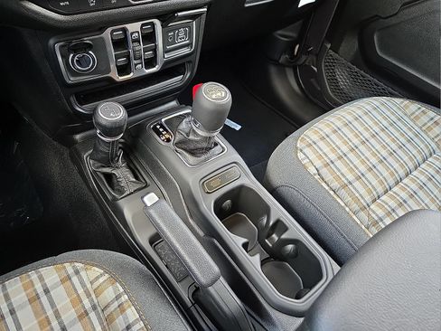 New 2026 Jeep Wrangler Unlimited Sport AWD/4WD image 25