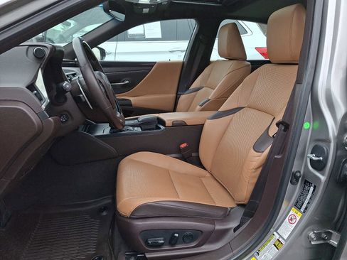 Used 2019 Lexus ES 350 image 10