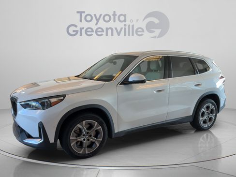 Used 2023 BMW X1 xDrive28i w/ Convenience Package AWD/4WD image 2