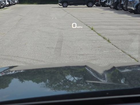 New 2026 GMC Yukon Elevation w/ Elevation Premium Package AWD/4WD image 9