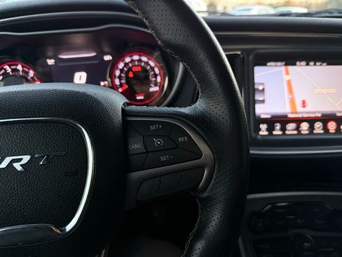 Used 2015 Dodge Challenger SRT Hellcat image 45