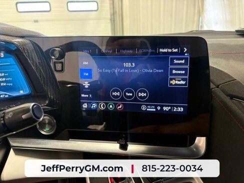 Used 2023 Chevrolet Corvette Stingray Premium Conv w/ Z51 Performance Package RWD image 19