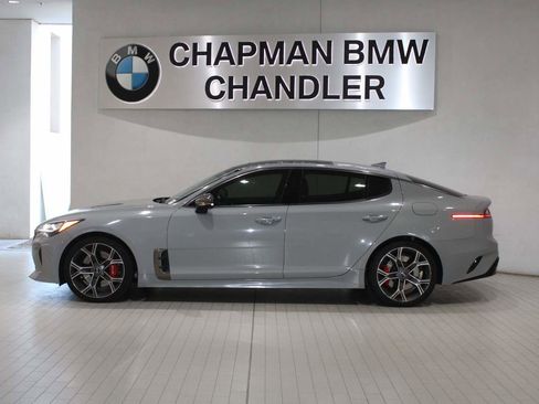 Used 2020 Kia Stinger GT2 image 3