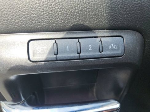 Used 2017 Chevrolet Silverado 2500 High Country w/ Duramax Plus Package AWD/4WD image 16