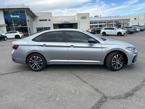 Used 2026 Volkswagen Jetta Sport image 2