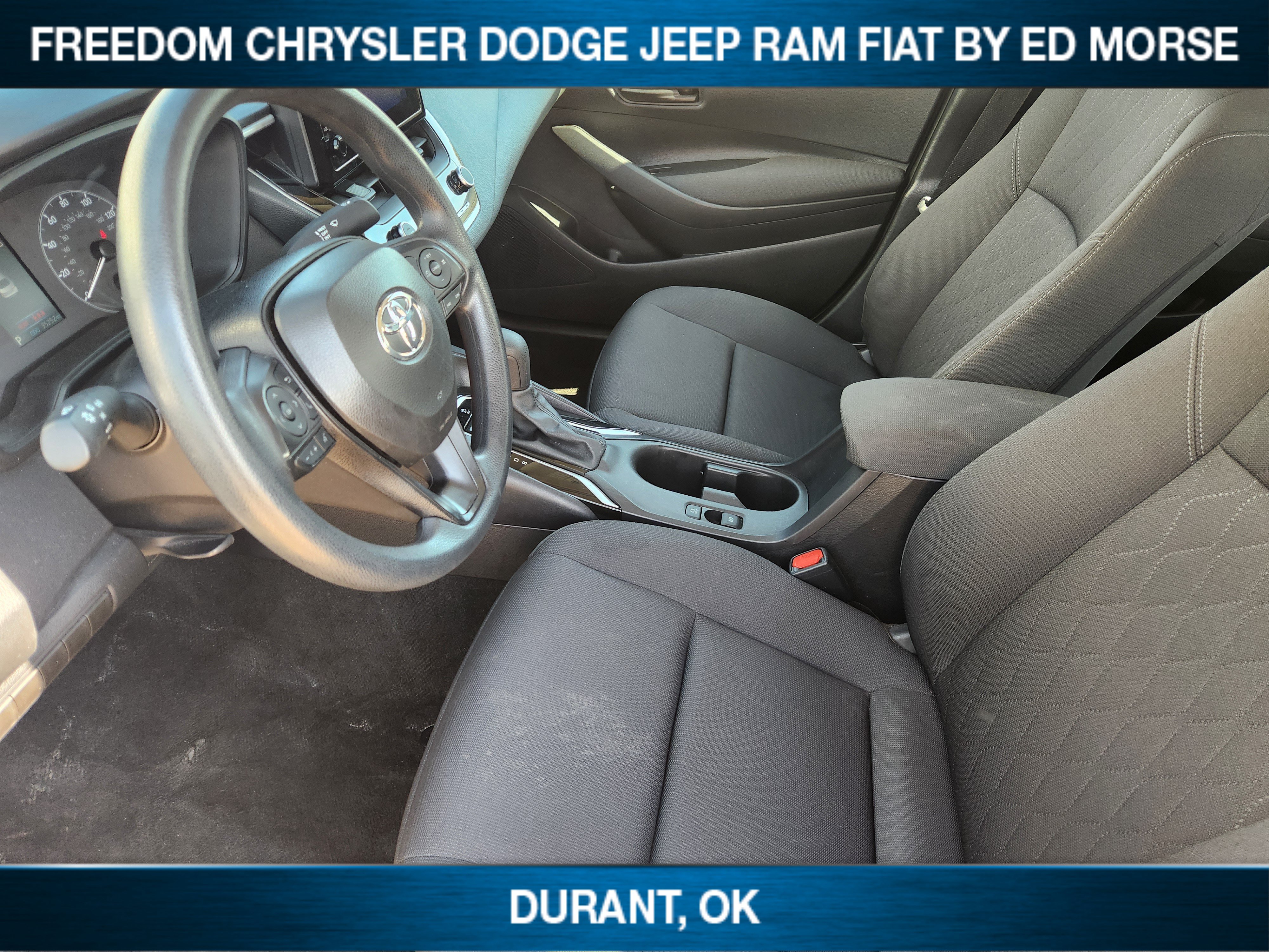 Used 2025 Toyota Corolla LE FWD image 8
