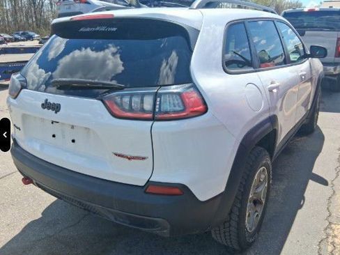 Used 2020 Jeep Cherokee Trailhawk AWD/4WD image 3