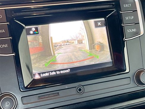 Used 2018 Volkswagen Beetle 2.0T S image 13