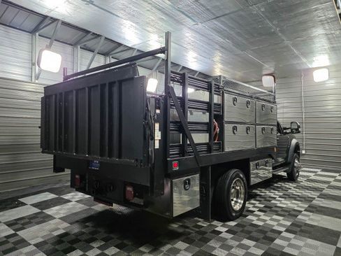 Used 2021 Ford F550 XL 4WD DRW Regular Cab Dually image 5