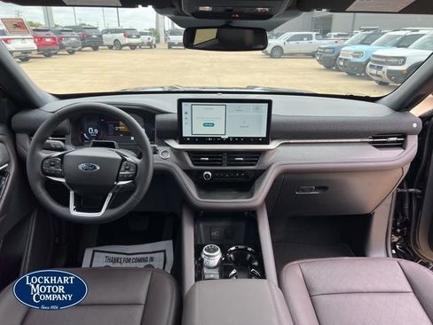 New 2026 Ford Explorer Platinum RWD image 41