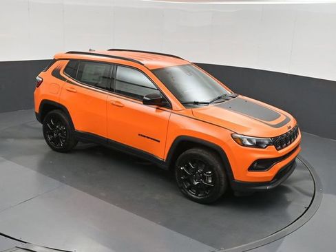 New 2026 Jeep Compass Latitude AWD/4WD image 28