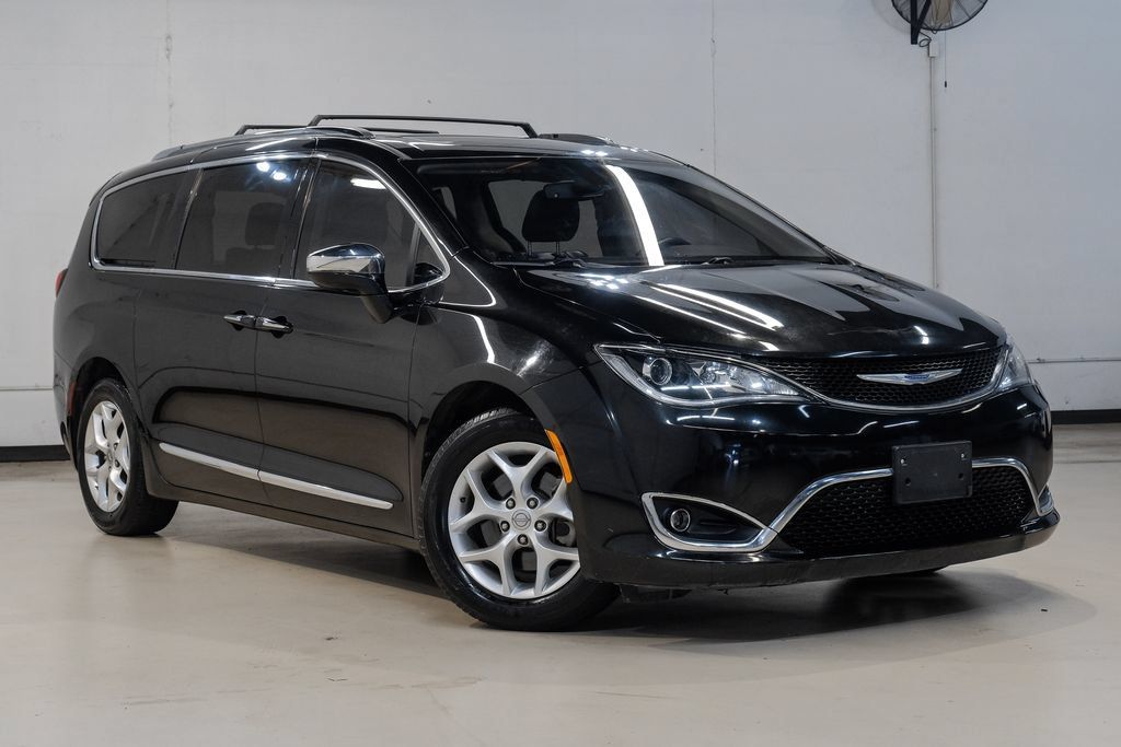 Used 2020 Chrysler Pacifica Limited FWD image 9