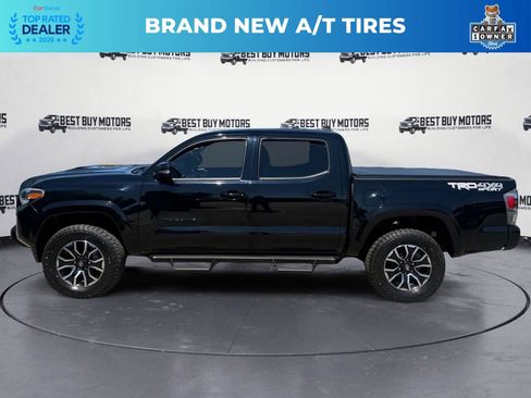 Used 2022 Toyota Tacoma TRD Sport w/ Technology Package AWD/4WD image 5