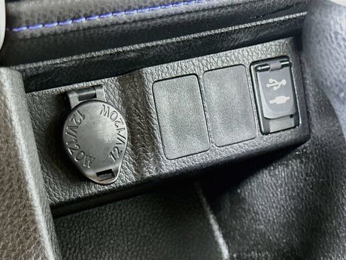 Used 2017 Toyota Corolla SE FWD image 28