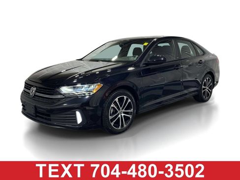 Used 2023 Volkswagen Jetta Sport FWD image 1