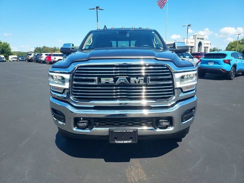 Used 2022 RAM 3500 Laramie AWD/4WD image 8