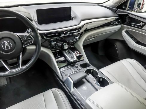 Used 2023 Acura MDX SH-AWD w/ Technology Package image 15