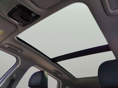 Certified 2021 Kia Sorento SX image 10