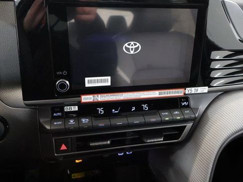 New 2026 Toyota Camry SE image 18