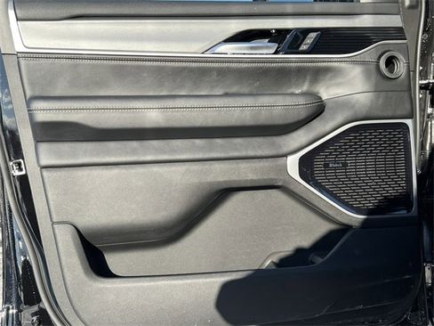 New 2026 Jeep Grand Wagoneer Limited w/ Premium Group II image 14