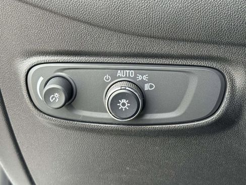 Used 2022 Chevrolet Equinox RS AWD/4WD image 22