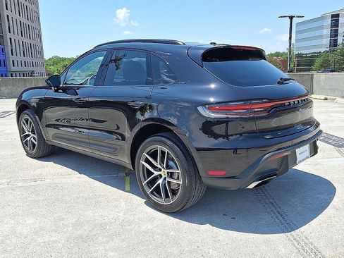 Used 2025 Porsche Macan image 3