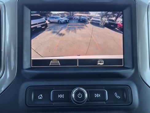 Used 2022 Chevrolet Silverado 1500 Custom image 17